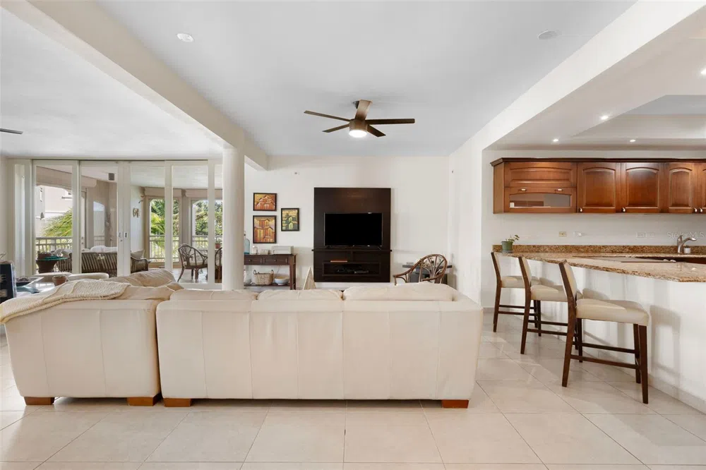 355 HARBOUR DRIVE #2C South Humacao, PR 00791