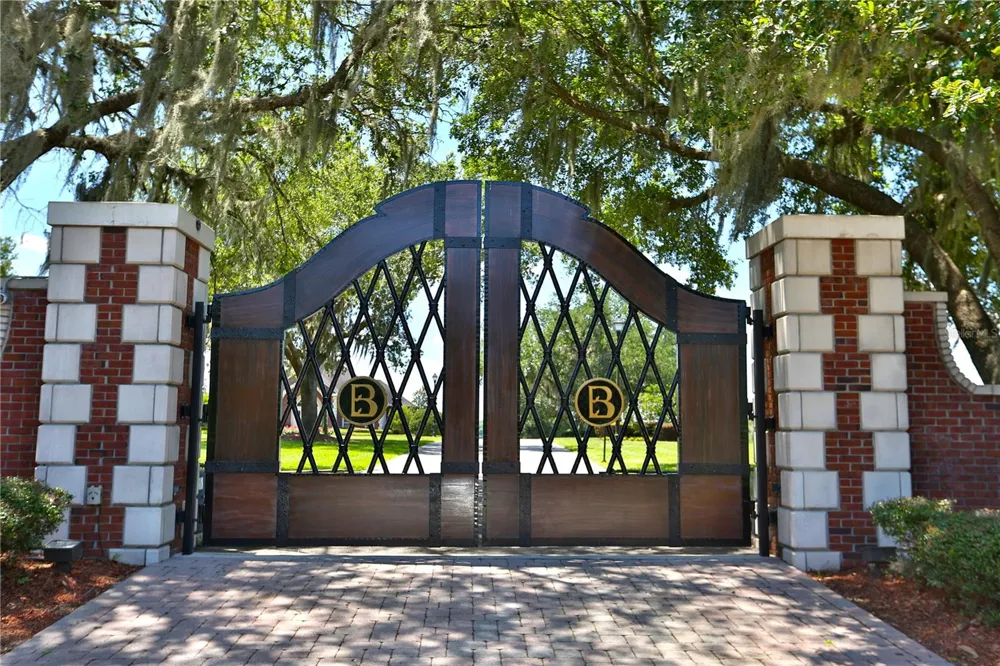 6500A NW 193RD STREET #Option 1 Micanopy, FL 32667