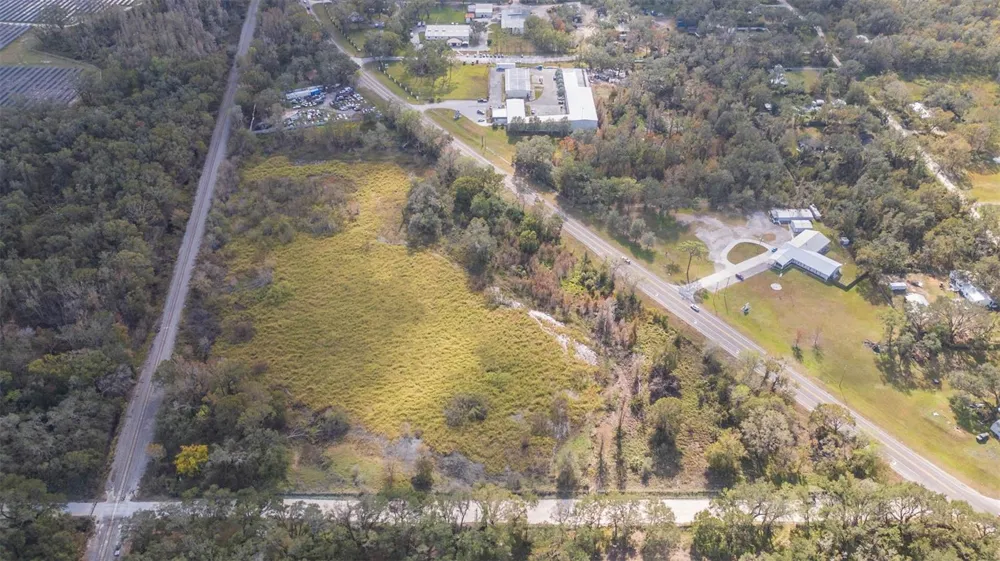 2050 PAUL S BUCHMAN HIGHWAY Zephyrhills, FL 33540
