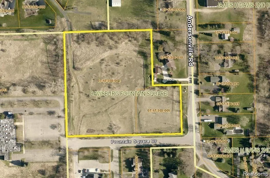 12750 FOUNTAIN SQUARE Springfield Charter Township, MI 48350