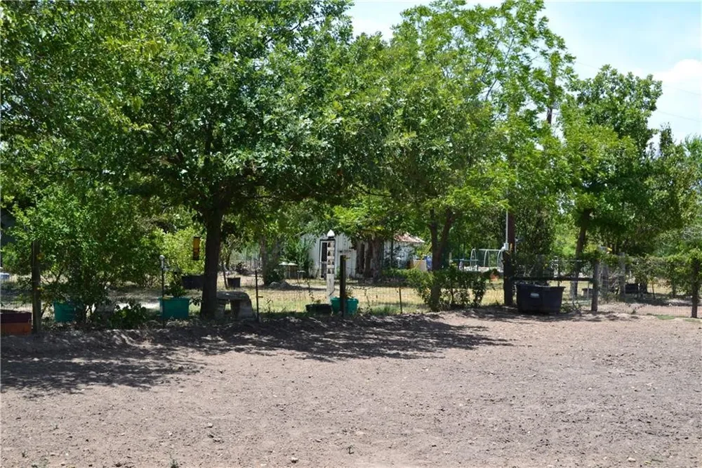 11248 Tom Sassman Road Austin, TX 78747