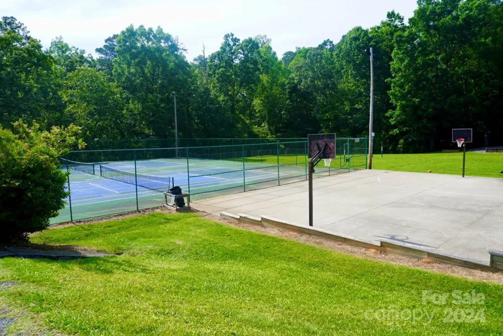 1025 Fairfield Road Mount Gilead, NC 27371