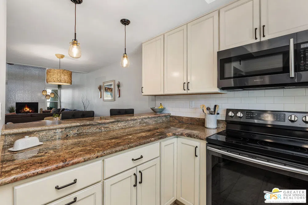 17930 Villamoura Drive Poway, CA 92064