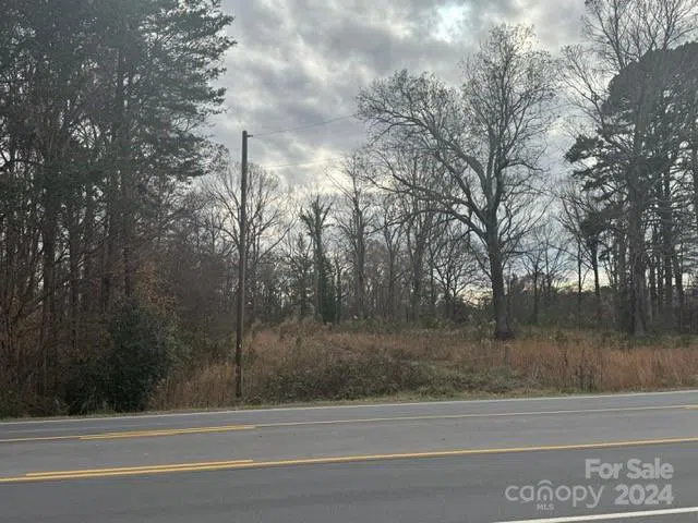 9565 Rocky River Road Harrisburg, NC 28215
