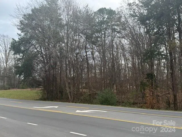 9565 Rocky River Road Harrisburg, NC 28215