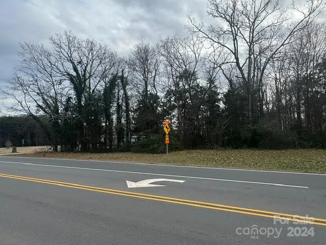 9565 Rocky River Road Harrisburg, NC 28215