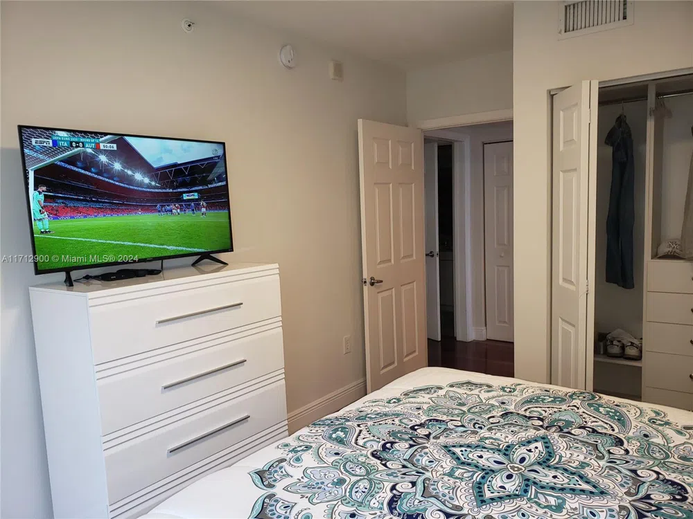 2080 S Ocean Dr #311 Hallandale Beach, FL 33009