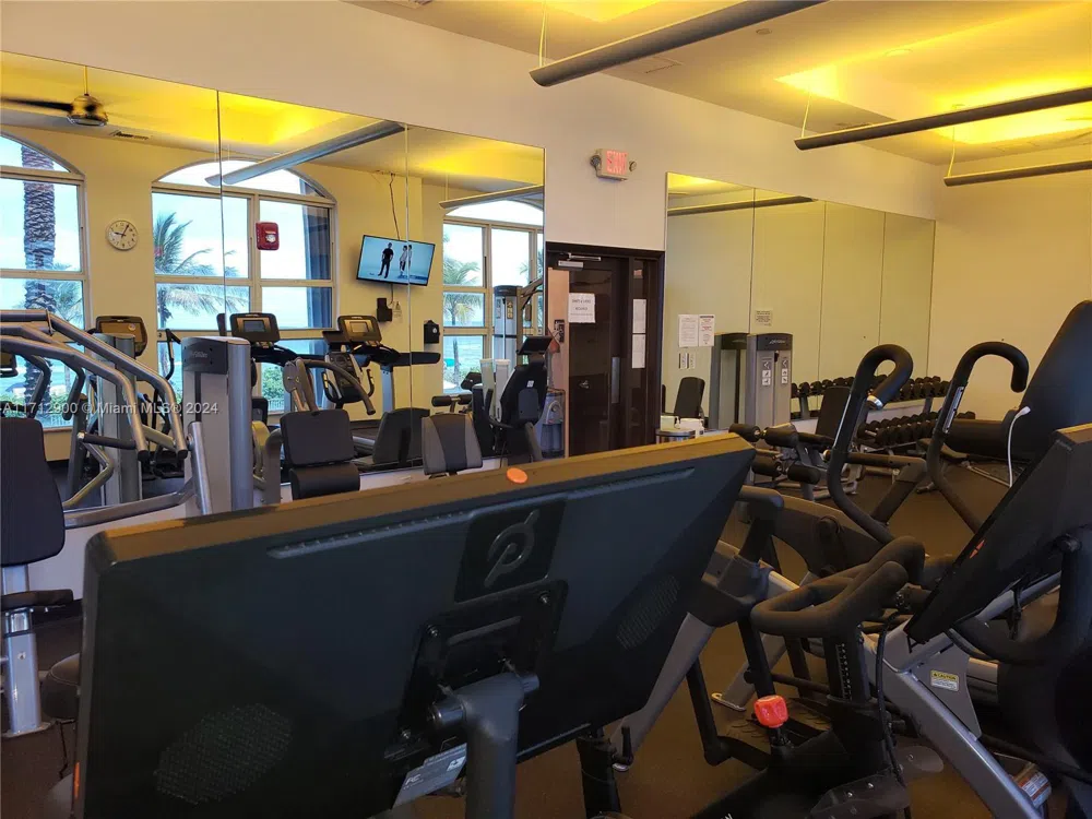 2080 S Ocean Dr #311 Hallandale Beach, FL 33009