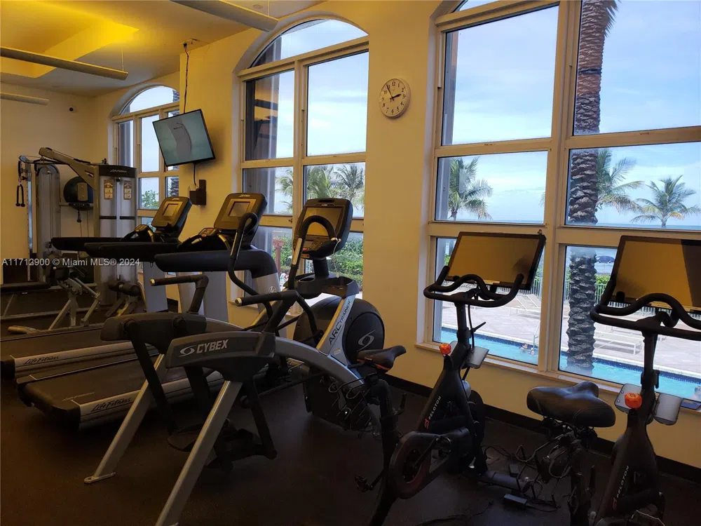 2080 S Ocean Dr #311 Hallandale Beach, FL 33009
