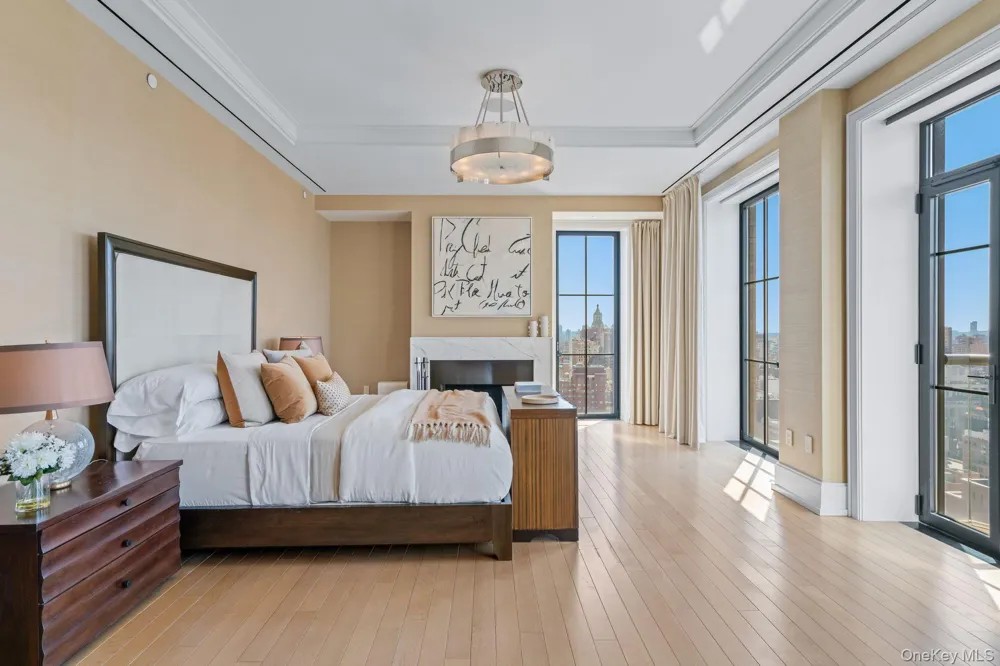 212 W 18th Street #PH2 New York (Manhattan), NY 10011