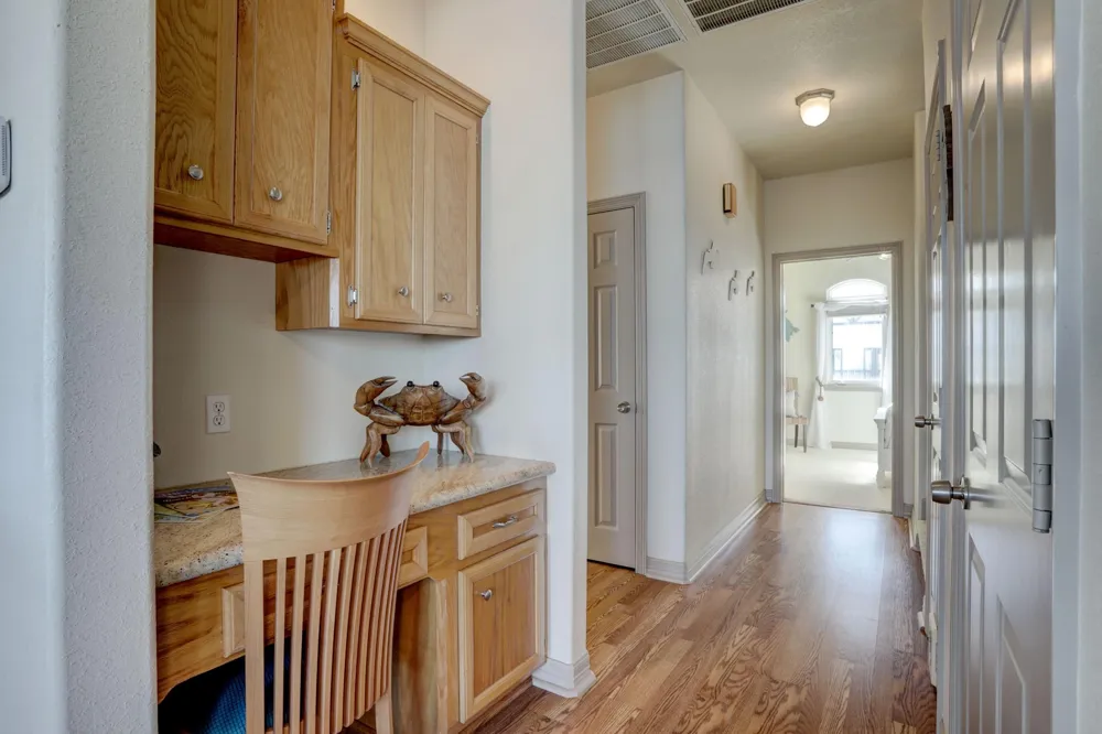 442 Jeanie Lynn Street Tiki Island, TX 77554