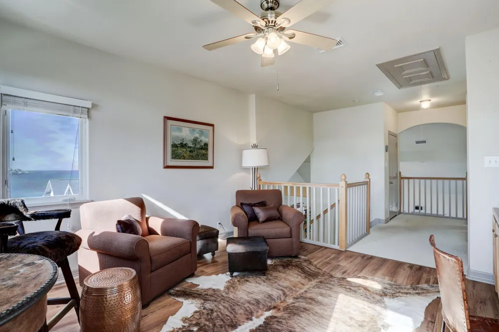 442 Jeanie Lynn Street Tiki Island, TX 77554
