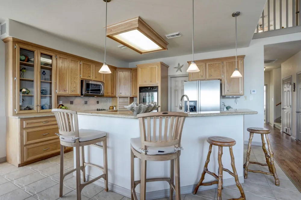 442 Jeanie Lynn Street Tiki Island, TX 77554
