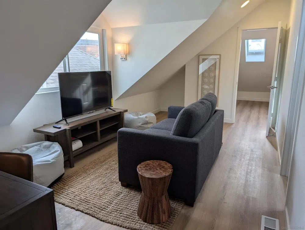 815 Isthmus Ct San Diego, CA 92109