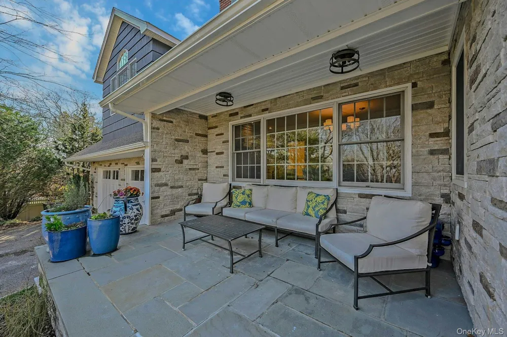 5270 Nassau Point Road Cutchogue, NY 11935