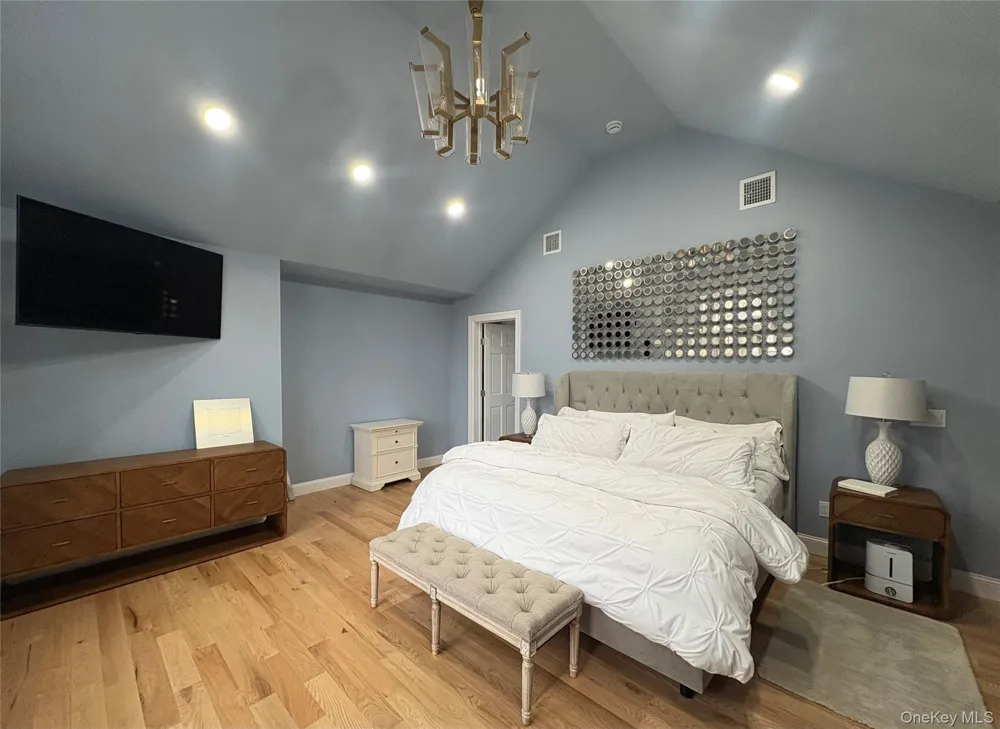 5270 Nassau Point Road Cutchogue, NY 11935