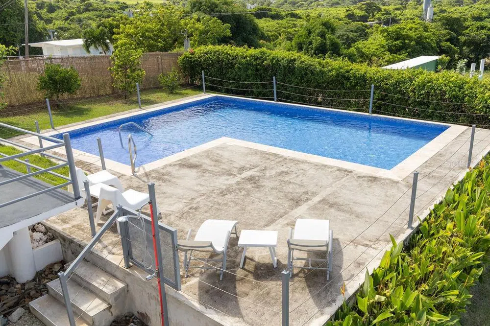 590-A CALLE 16, COMM VILLA BORINQUEN Vieques, PR 00765