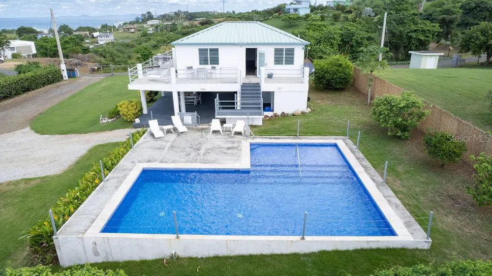 590-A CALLE 16, COMM VILLA BORINQUEN Vieques, PR 00765