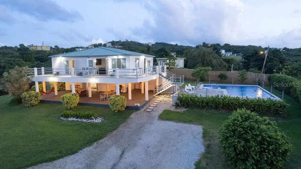 590-A CALLE 16, COMM VILLA BORINQUEN Vieques, PR 00765