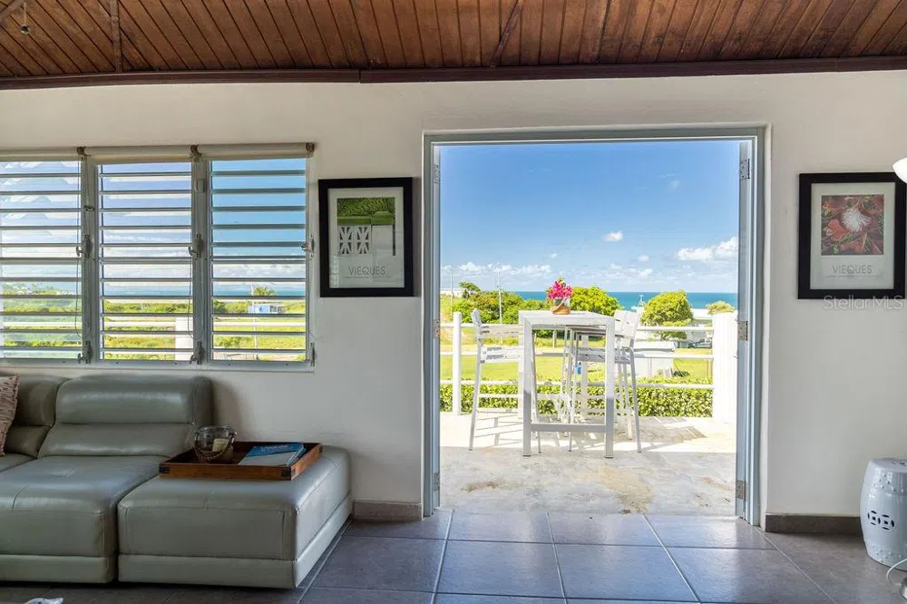 590-A CALLE 16, COMM VILLA BORINQUEN Vieques, PR 00765