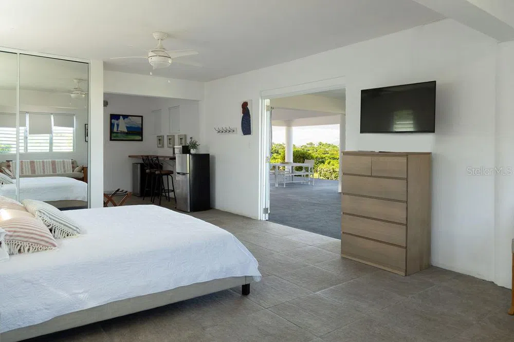 590-A CALLE 16, COMM VILLA BORINQUEN Vieques, PR 00765