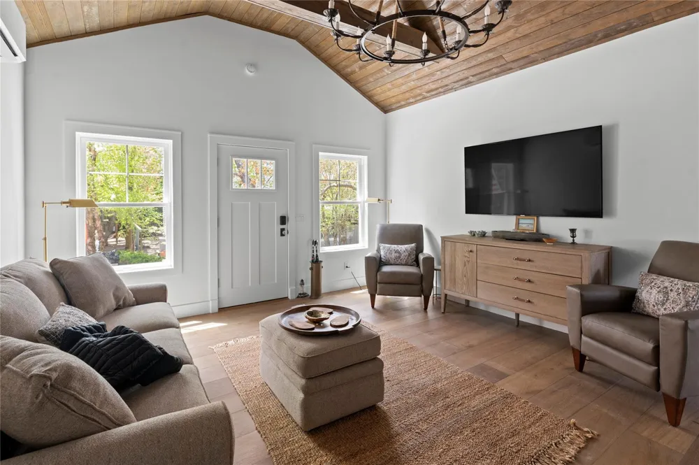 274 Cottage Walk Ocean Beach, NY 11770