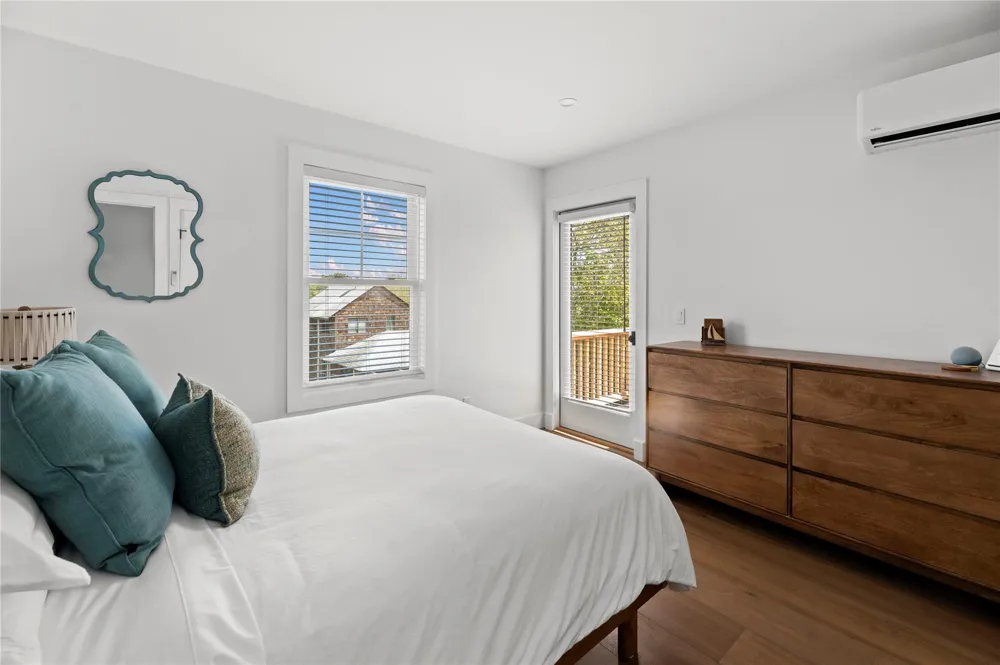 274 Cottage Walk Ocean Beach, NY 11770