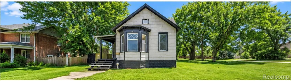 2619 WABASH STREET Detroit City, MI 48216