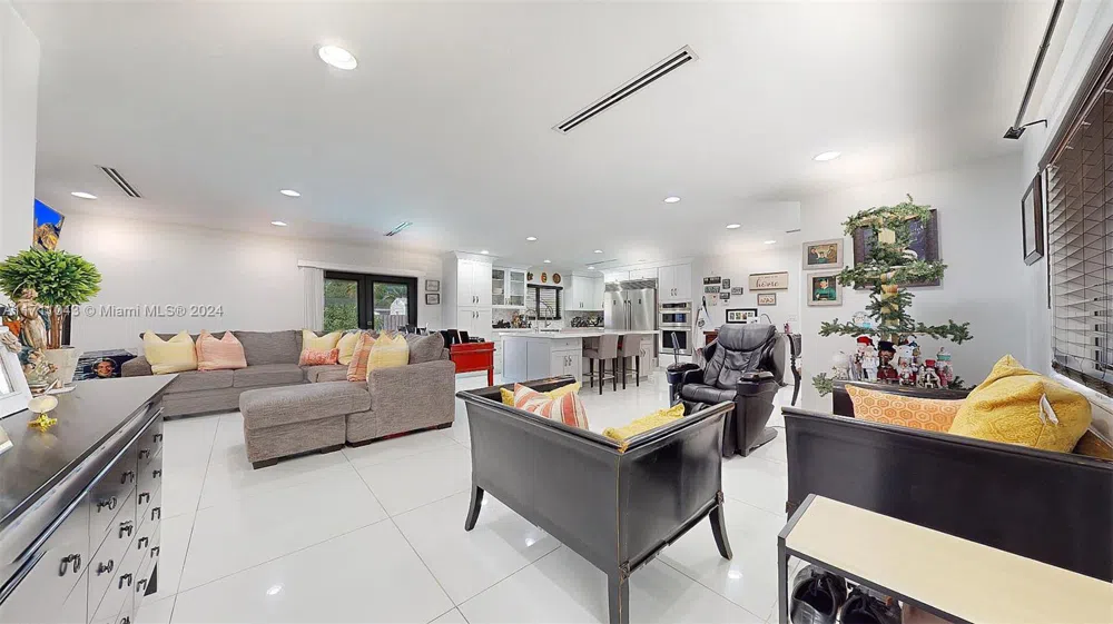 27200 SW 162nd Ave Homestead, FL 33031