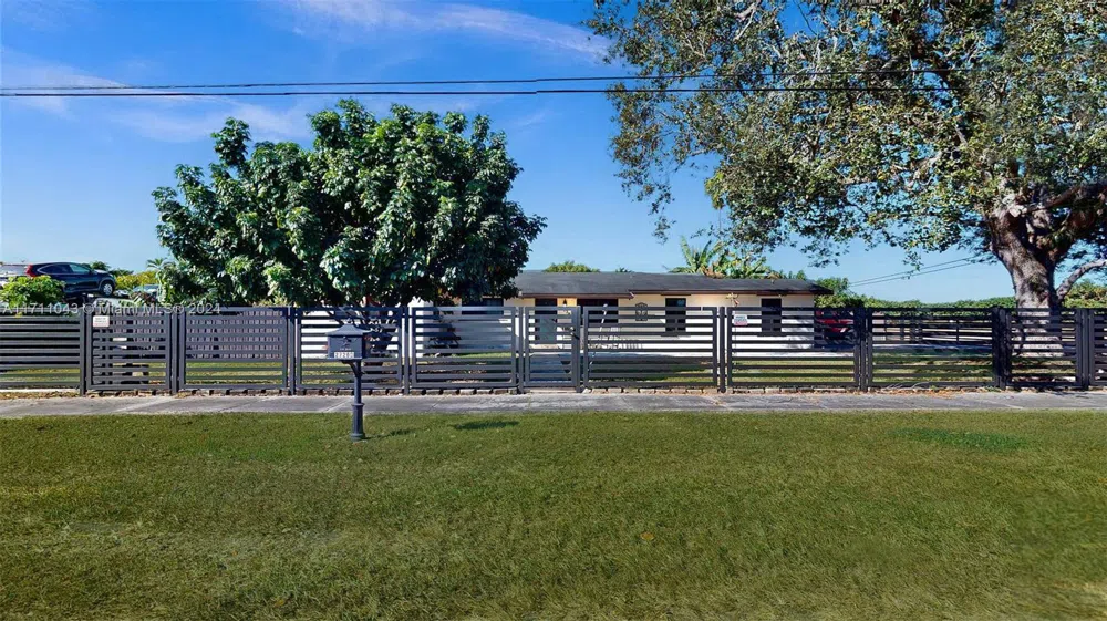 27200 SW 162nd Ave Homestead, FL 33031