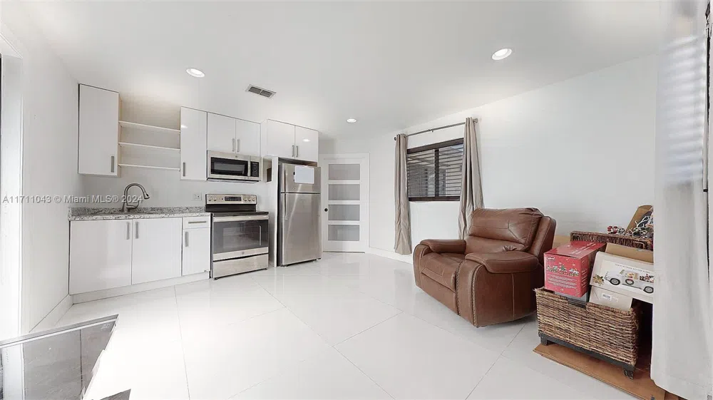 27200 SW 162nd Ave Homestead, FL 33031