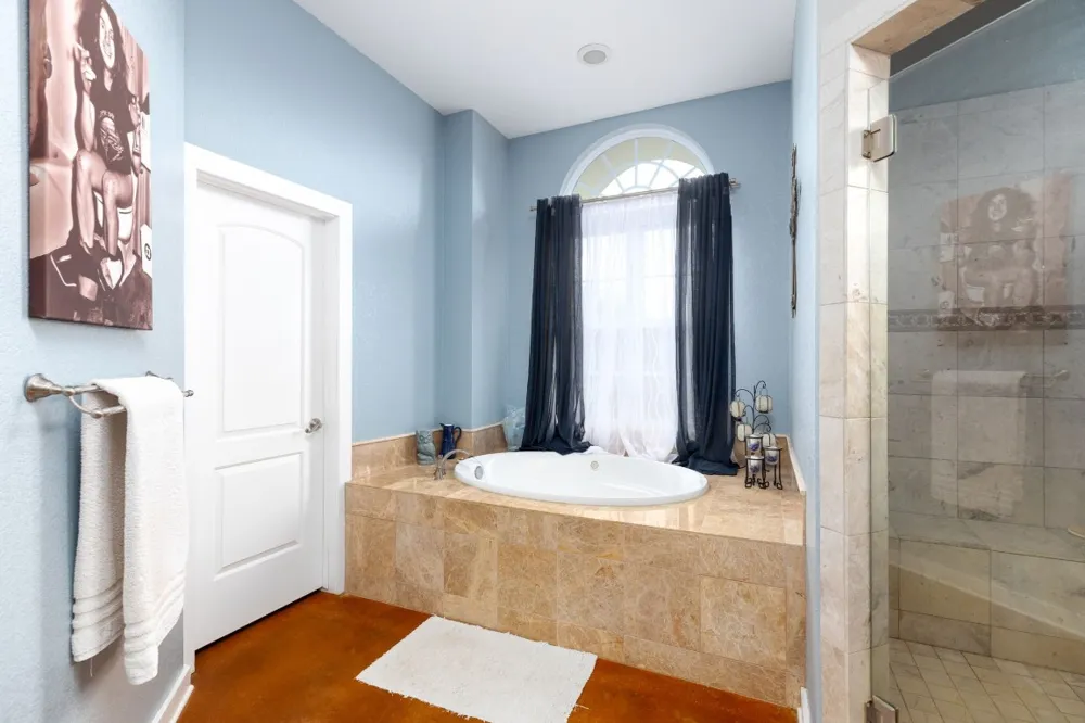 1202 Sierra Vista Cove Lockhart, TX 78644