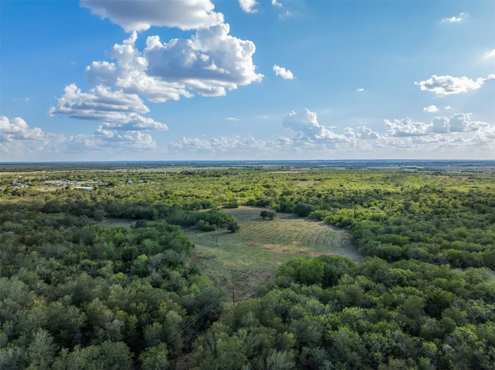399 Seals Creek Road Lockhart, TX 78644