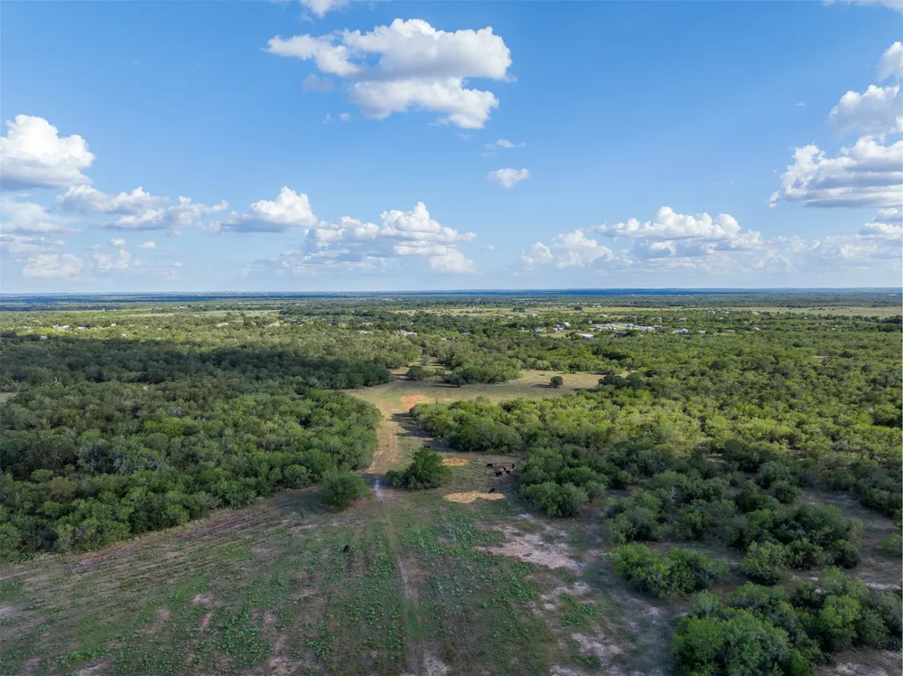 399 Seals Creek Road Lockhart, TX 78644