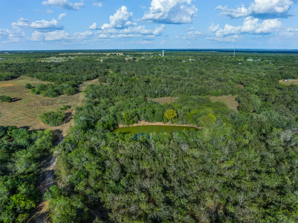 399 Seals Creek Road Lockhart, TX 78644