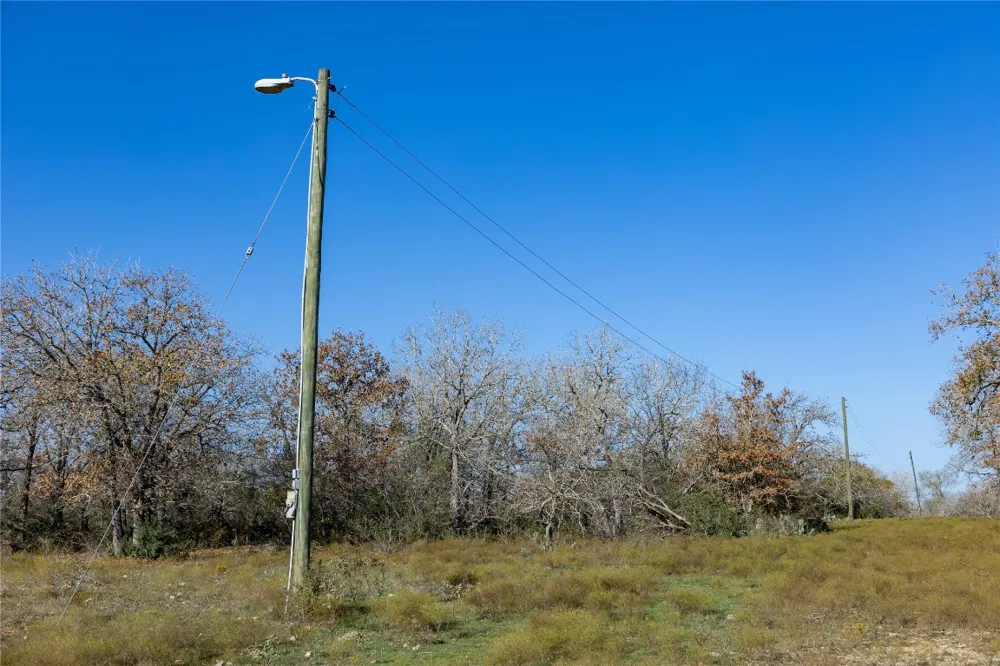 399 Seals Creek Road Lockhart, TX 78644