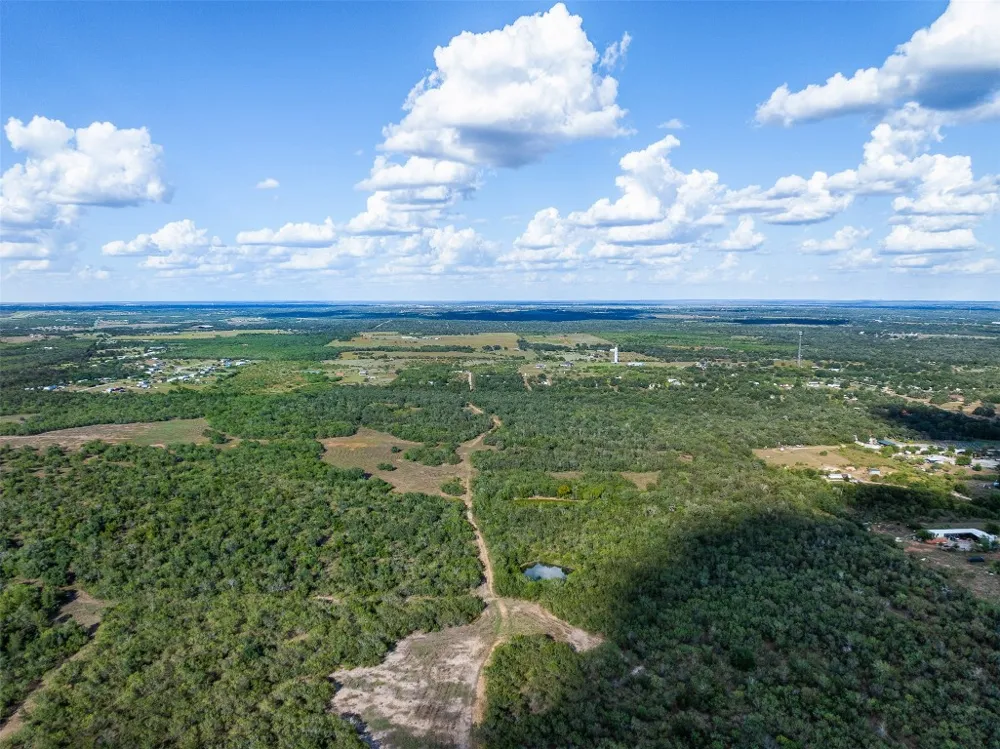 399 Seals Creek Road Lockhart, TX 78644
