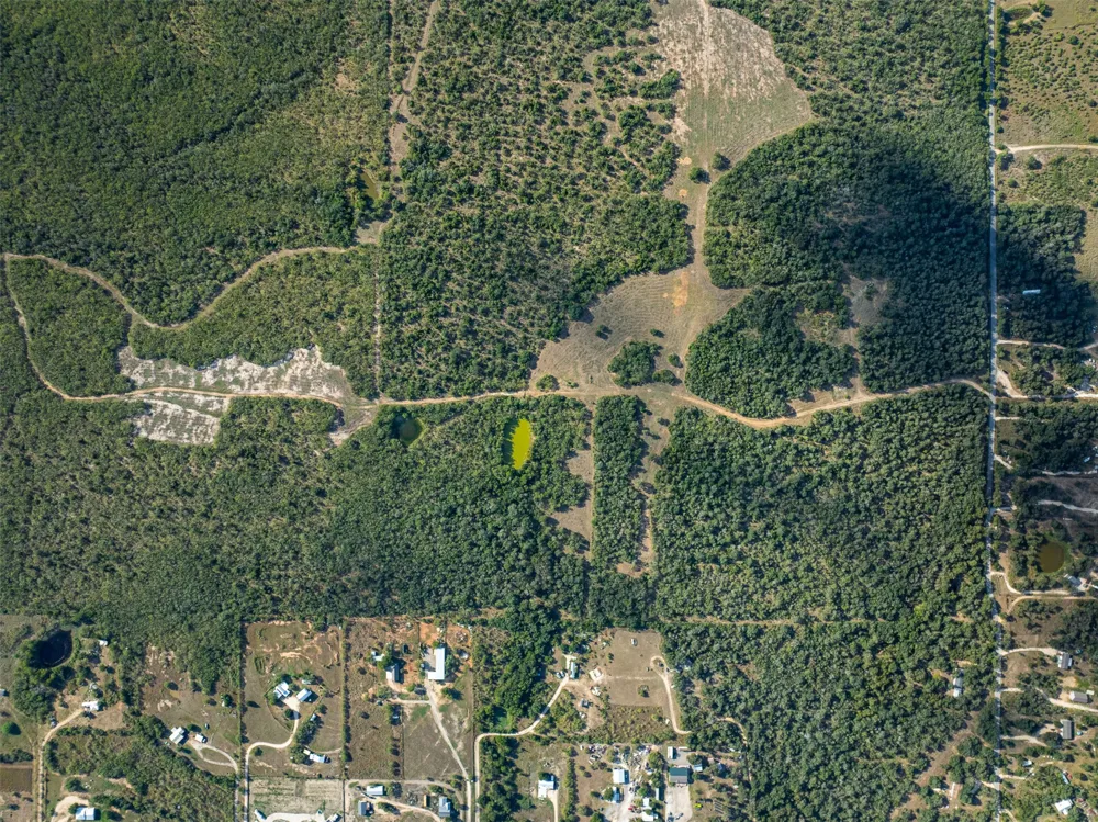 399 Seals Creek Road Lockhart, TX 78644
