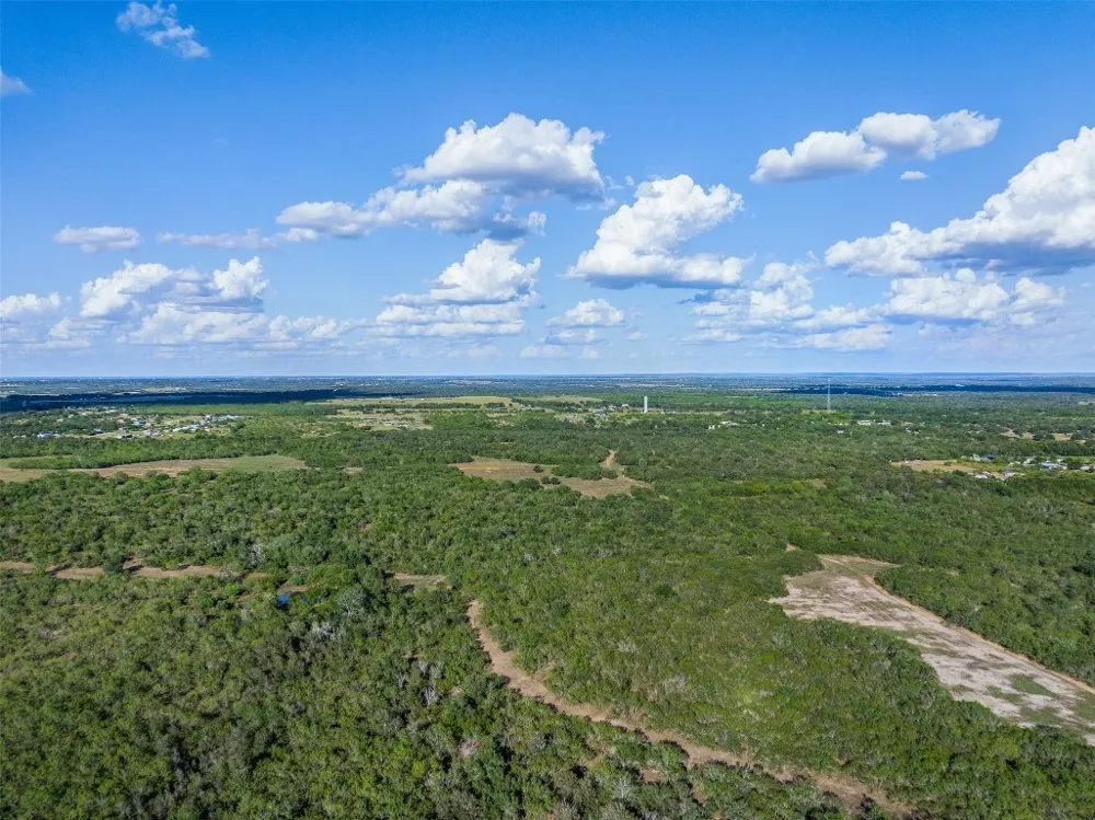 399 Seals Creek Road Lockhart, TX 78644