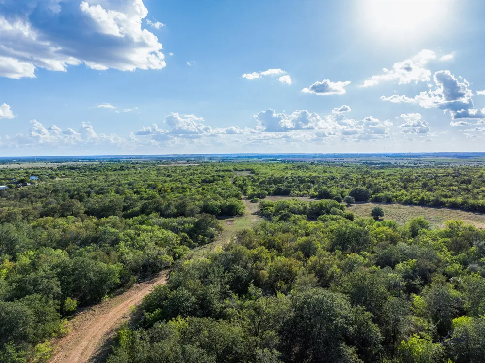 399 Seals Creek Road Lockhart, TX 78644