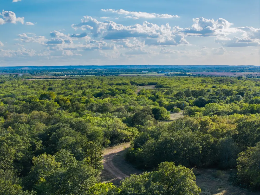 399 Seals Creek Road Lockhart, TX 78644