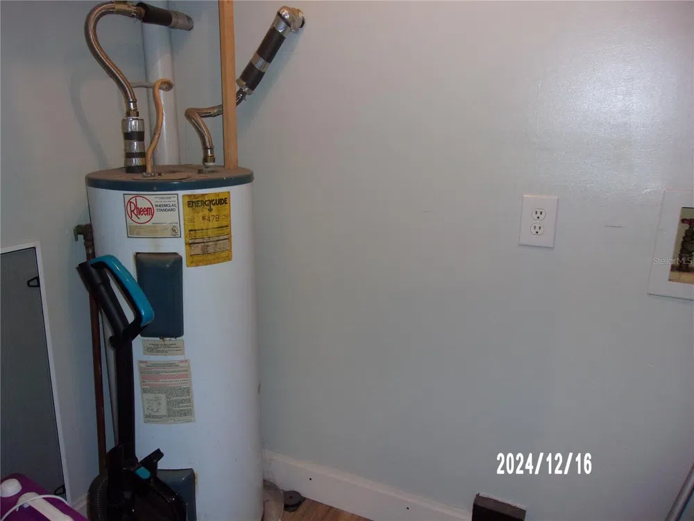 17935 SE 10TH PLACE Silver Springs, FL 34488