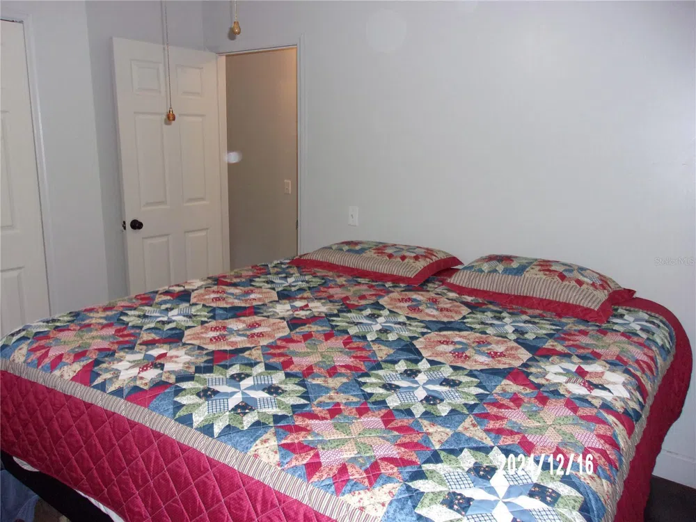 17935 SE 10TH PLACE Silver Springs, FL 34488