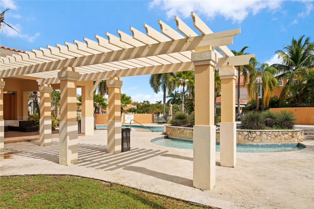 26 FLAMBOYAN GREENS Humacao, PR 00791