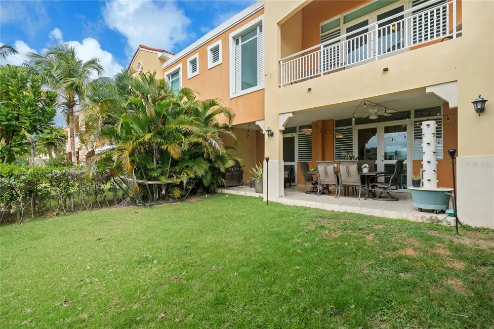 26 FLAMBOYAN GREENS Humacao, PR 00791