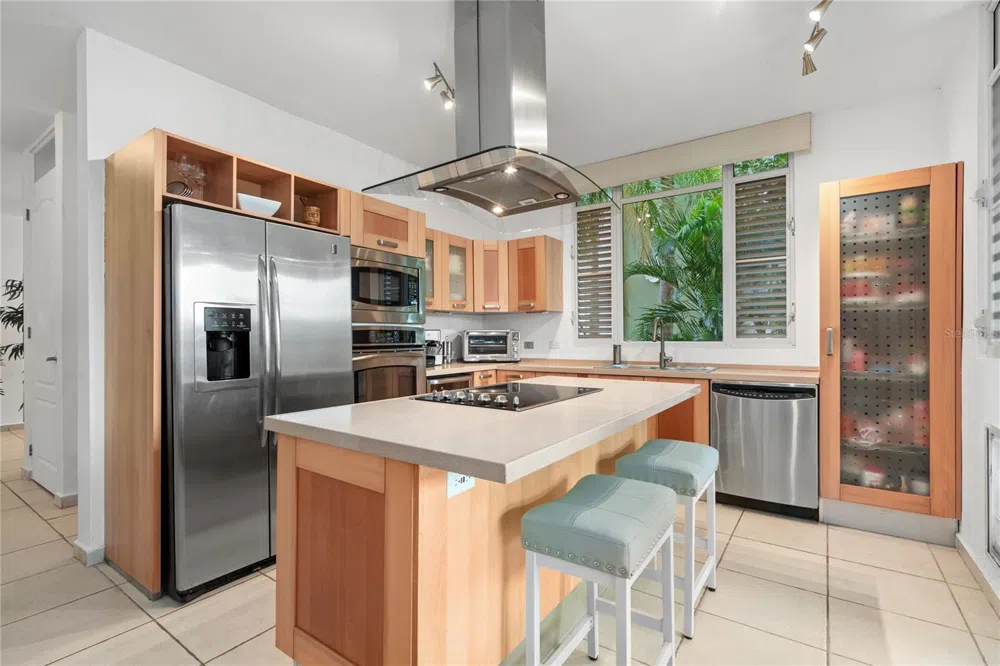 26 FLAMBOYAN GREENS Humacao, PR 00791