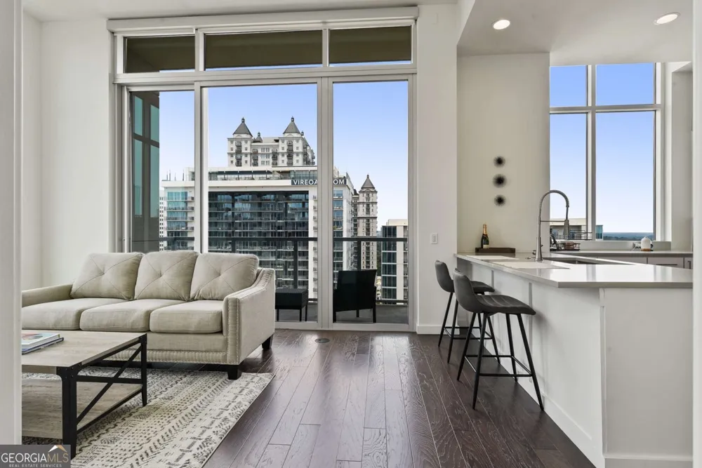 205 12th ST Atlanta, GA 30309