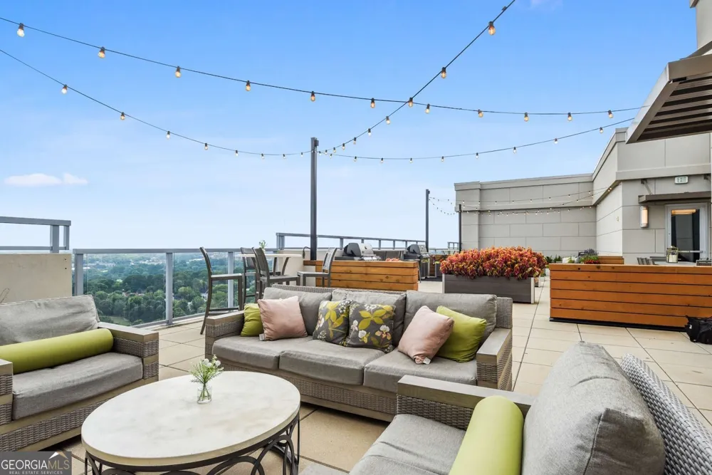 205 12th ST Atlanta, GA 30309