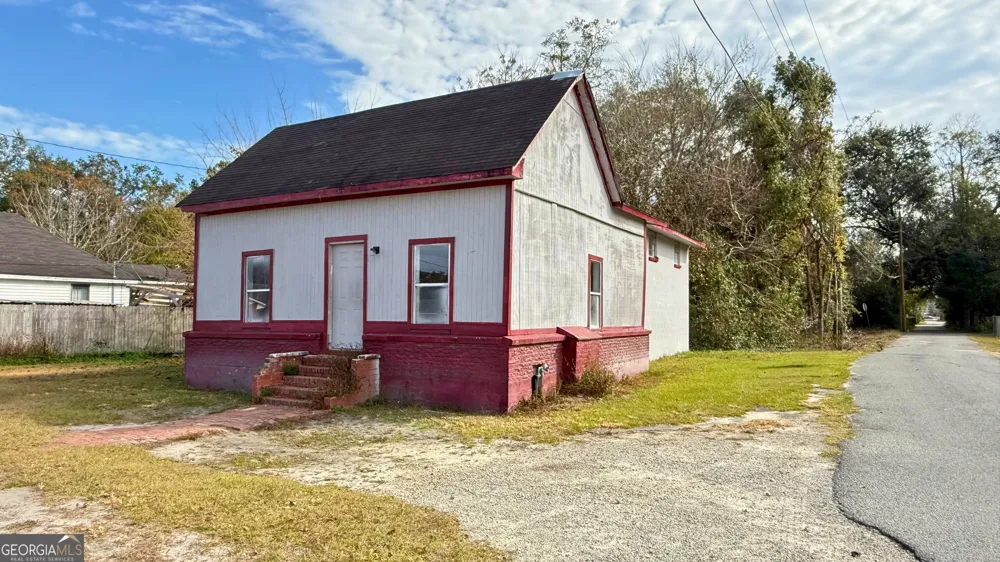 356 N Fourth ST Jesup, GA 31545
