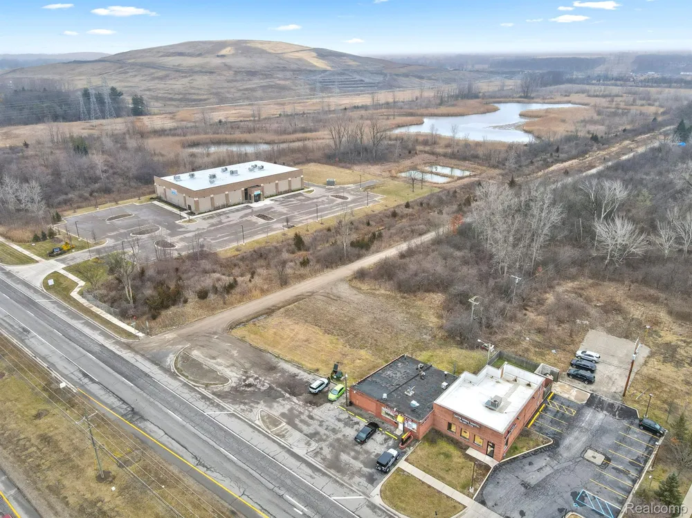 43415 MICHIGAN AVENUE Canton Charter Township, MI 48188